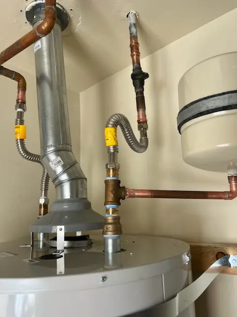 Water heater installation and plumbing repair in Vallecito